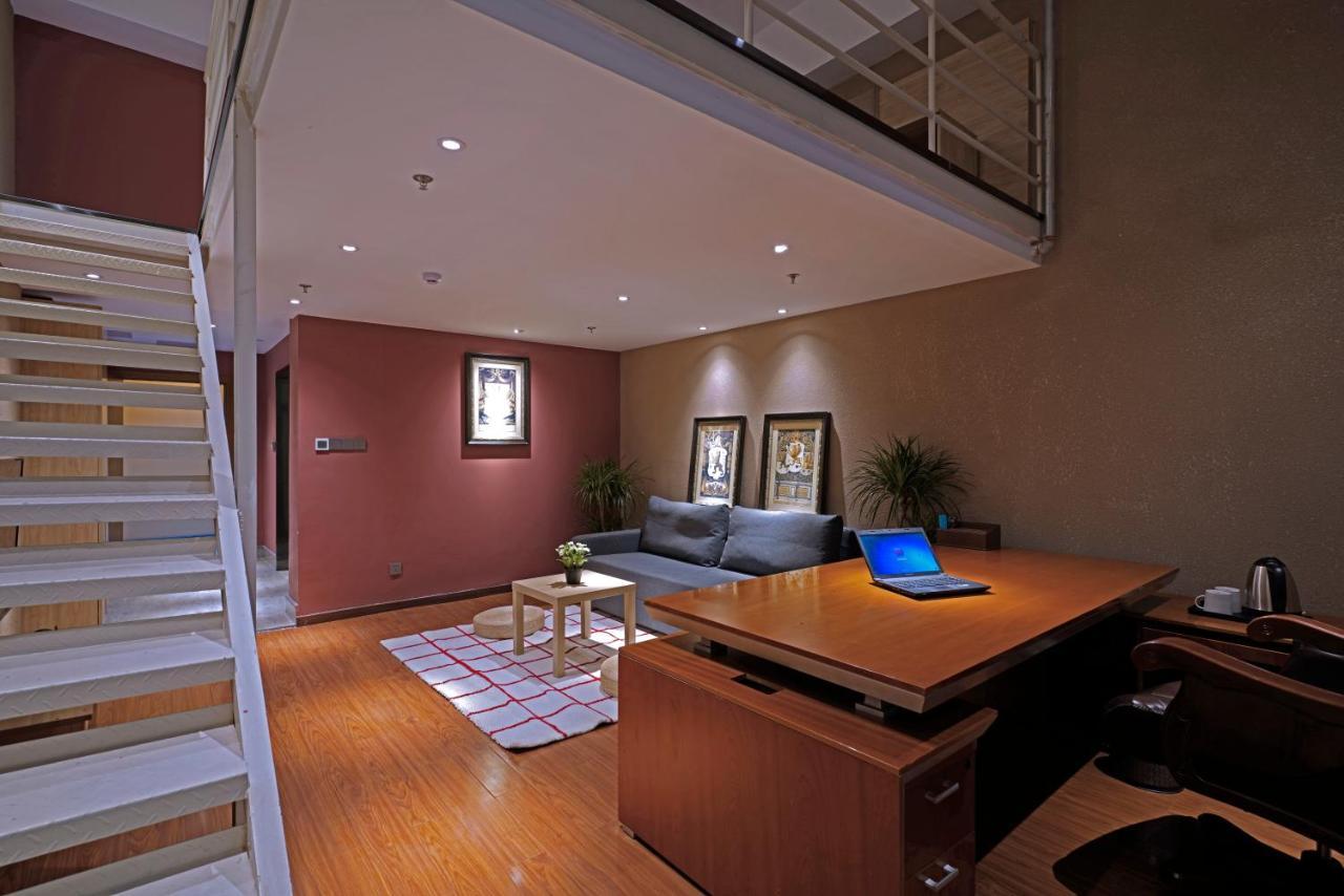 Zou Qu Ye Travel Hotel 충칭 외부 사진