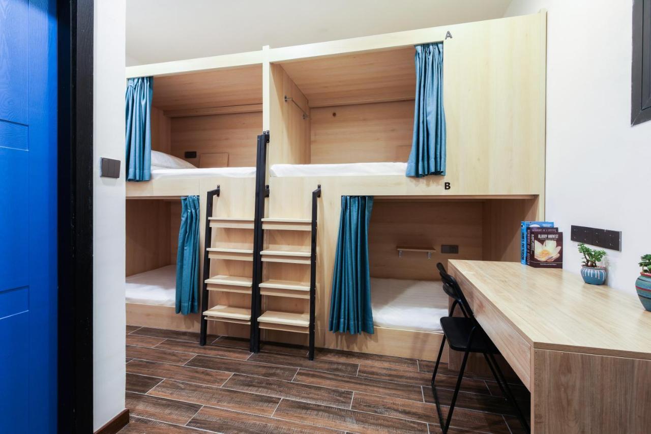 Zou Qu Ye Travel Hotel 충칭 외부 사진